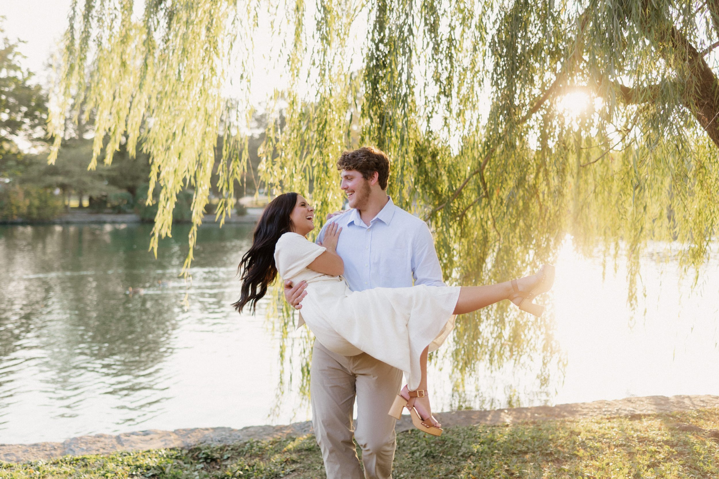 Nashville-Tennessee-Engagement-Photographer-Sophia-Jakob-The-Parthenon-Lrow-Photography2.JPG