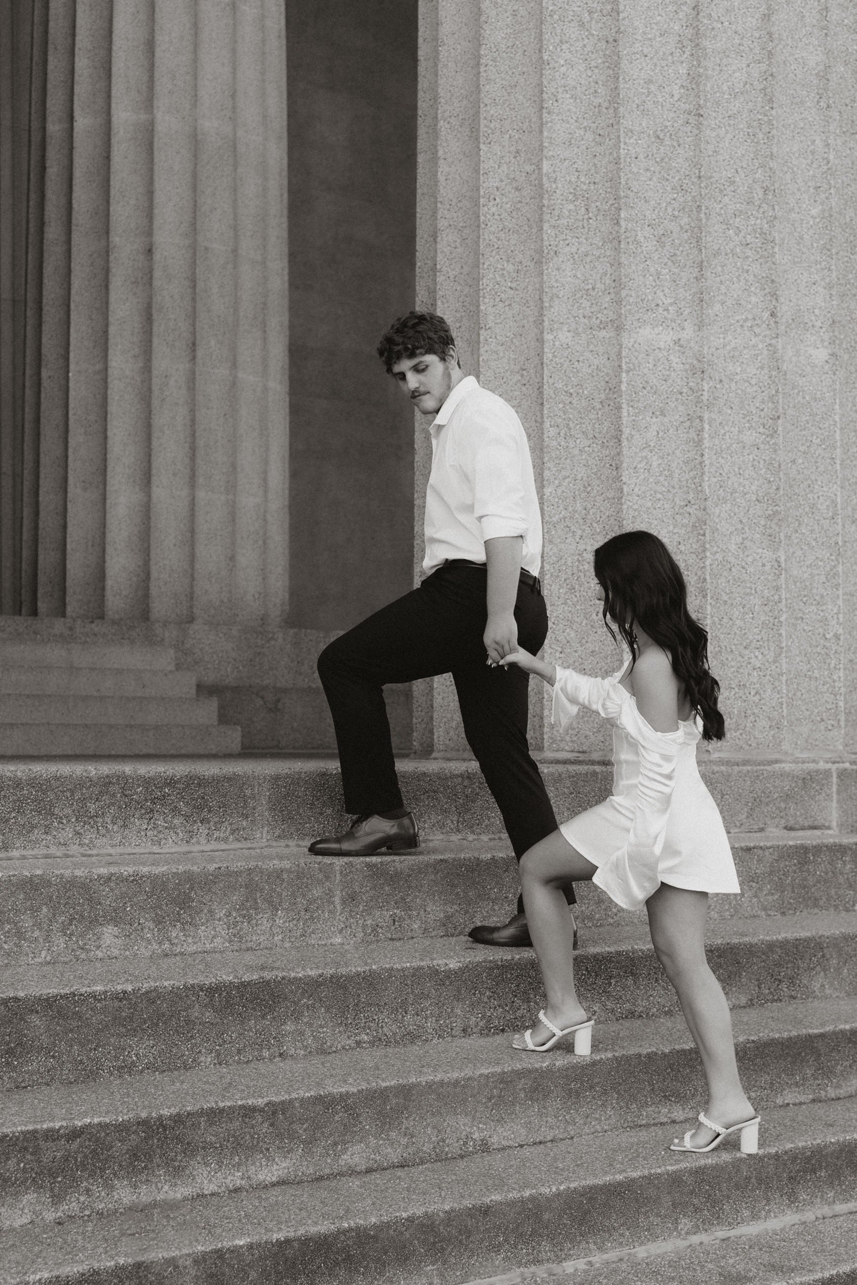 Nashville-Tennessee-Engagement-Photographer-Sophia-Jakob-The-Parthenon-Lrow-Photography9.JPG